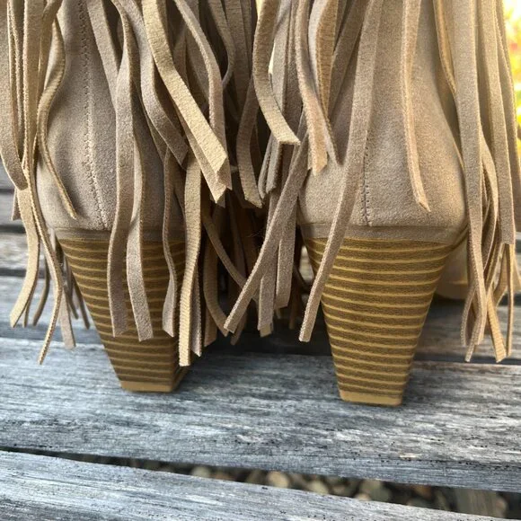 Forever Beige Faux New Suede/Leather Layered Fringe Boots, Size 9 - Picture 7 of 11